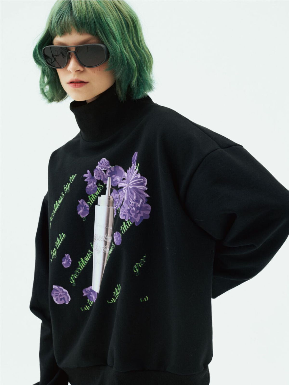 그리디어스(GREEDILOUS) GREEDILOUS By Tilda Turtleneck Sweatshirts