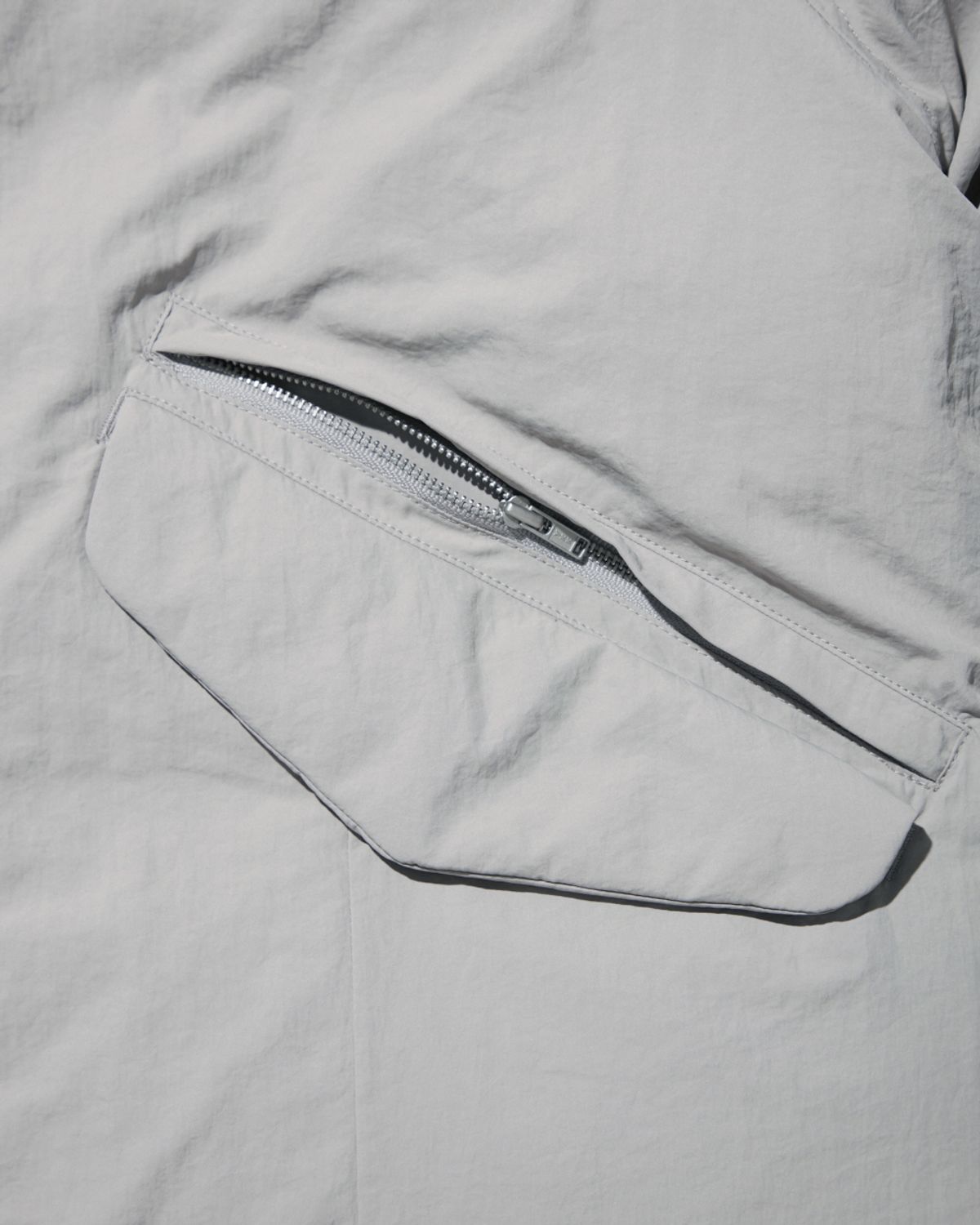 비슬로우(BESLOW) MK3 PUFFER DOWN LIGHT GREY