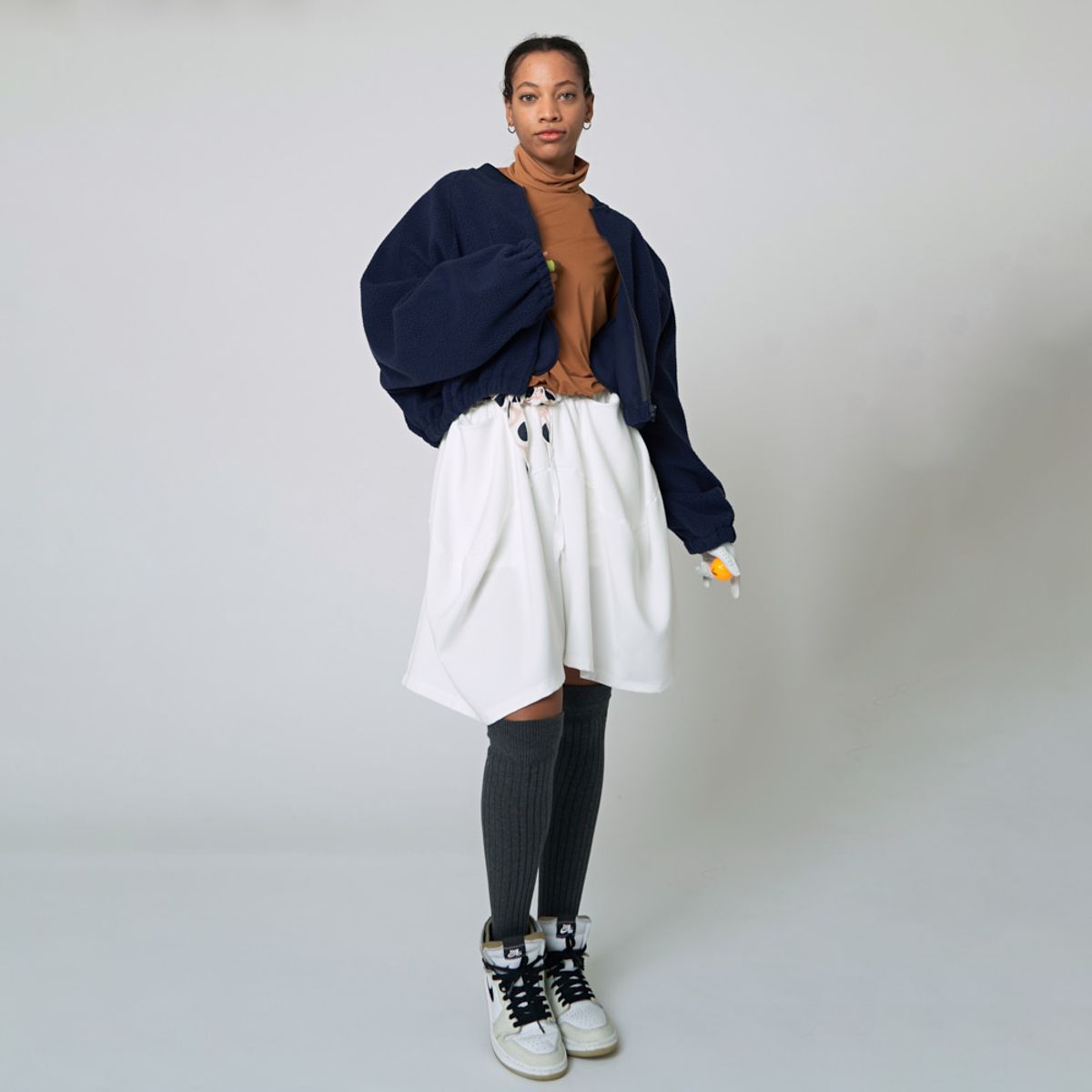 애스플래폼(ATHPLATFORM) AW22PS03 트윌리 볼륨 G 쇼츠_아이보리