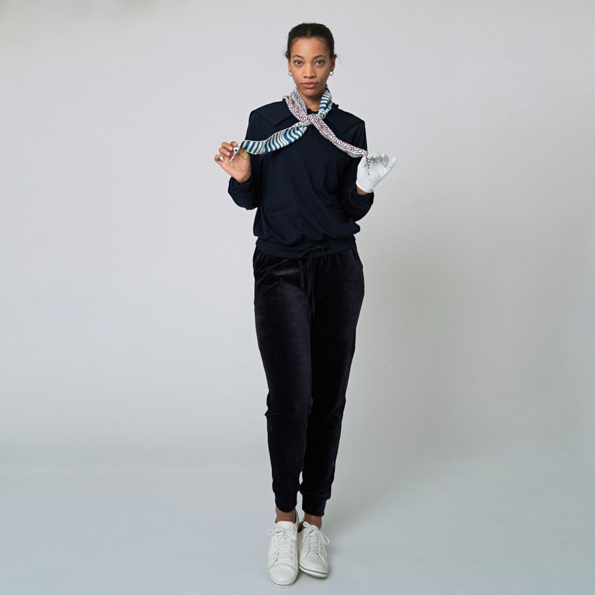 애스플래폼(ATHPLATFORM) AW22TL02 스카프 세일러 G 셔츠_다크 네이비