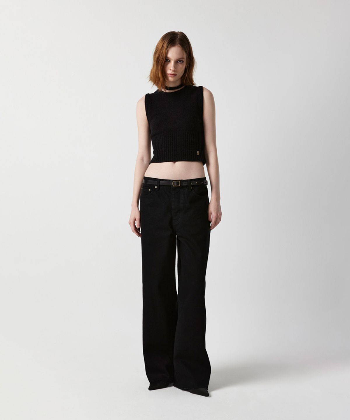 이안조(EAN JO) BOUCLE KNIT SLEEVELESS (BLACK)