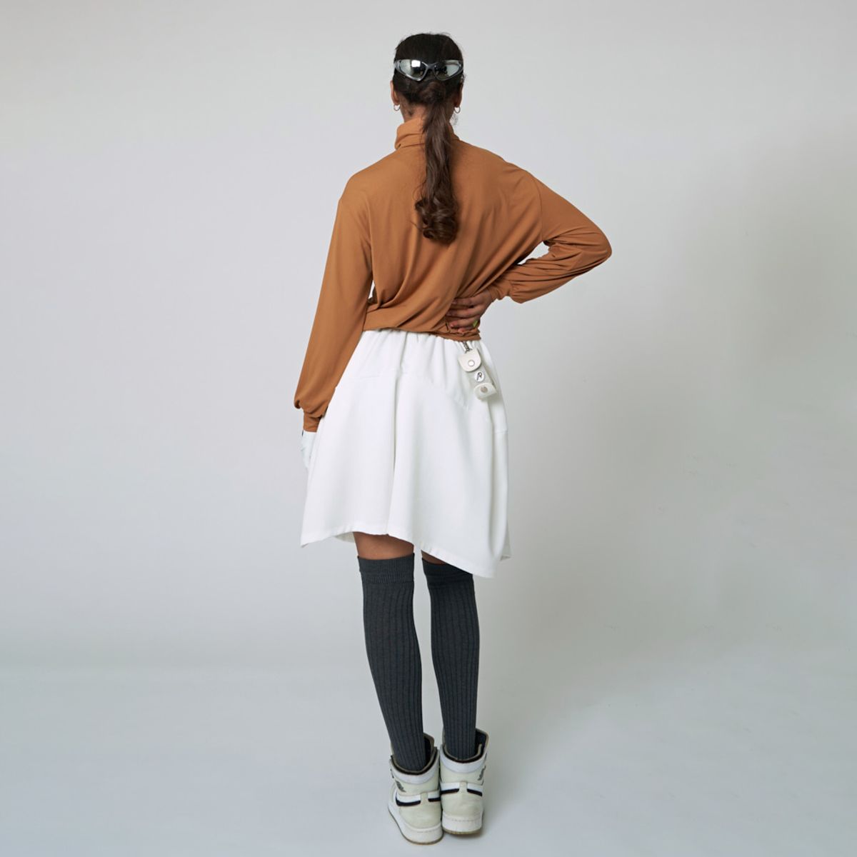 애스플래폼(ATHPLATFORM) AW22AS02 오버 니삭스_멜란지 그레이