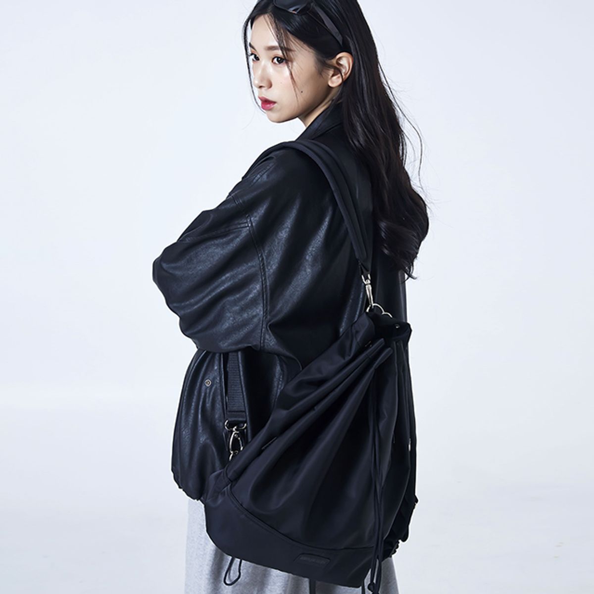 얼티메이크(ULTIMEIK) 1550 버서틀 버킷백 블랙 / 백팩