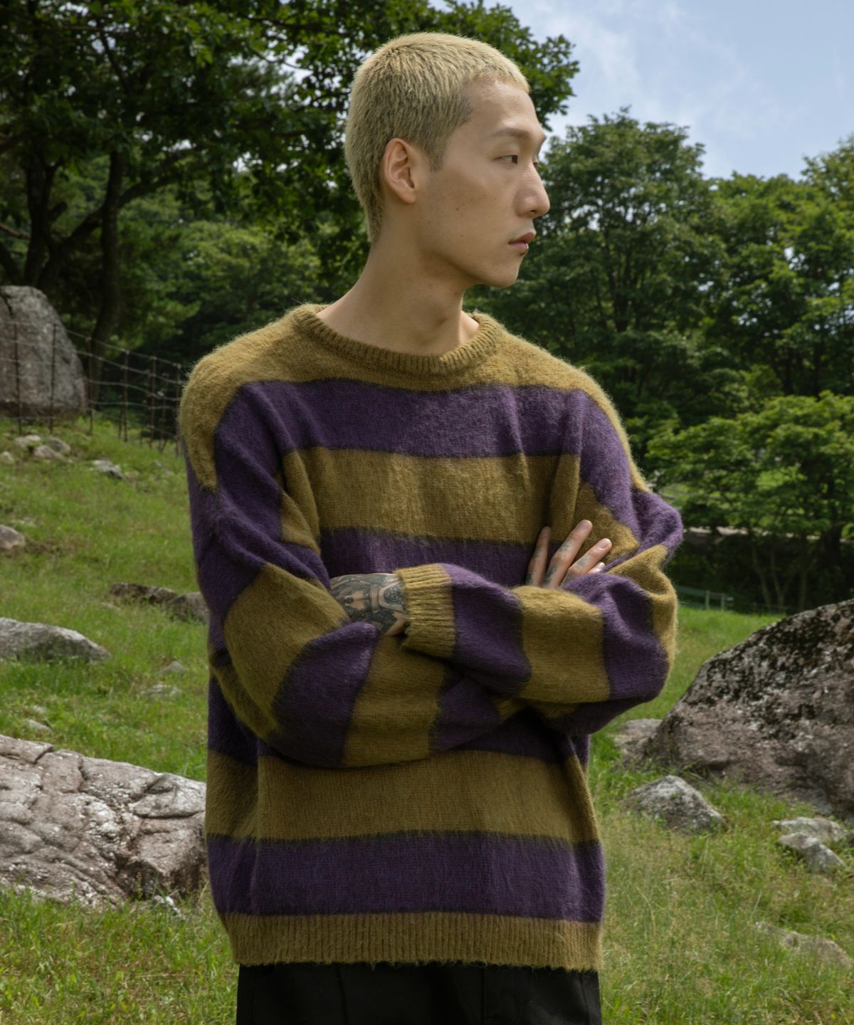엑스톤즈(XTONZ) XTK036 알렌 스트라이프 모헤어 니트 (KHAKI/PURPLE)
