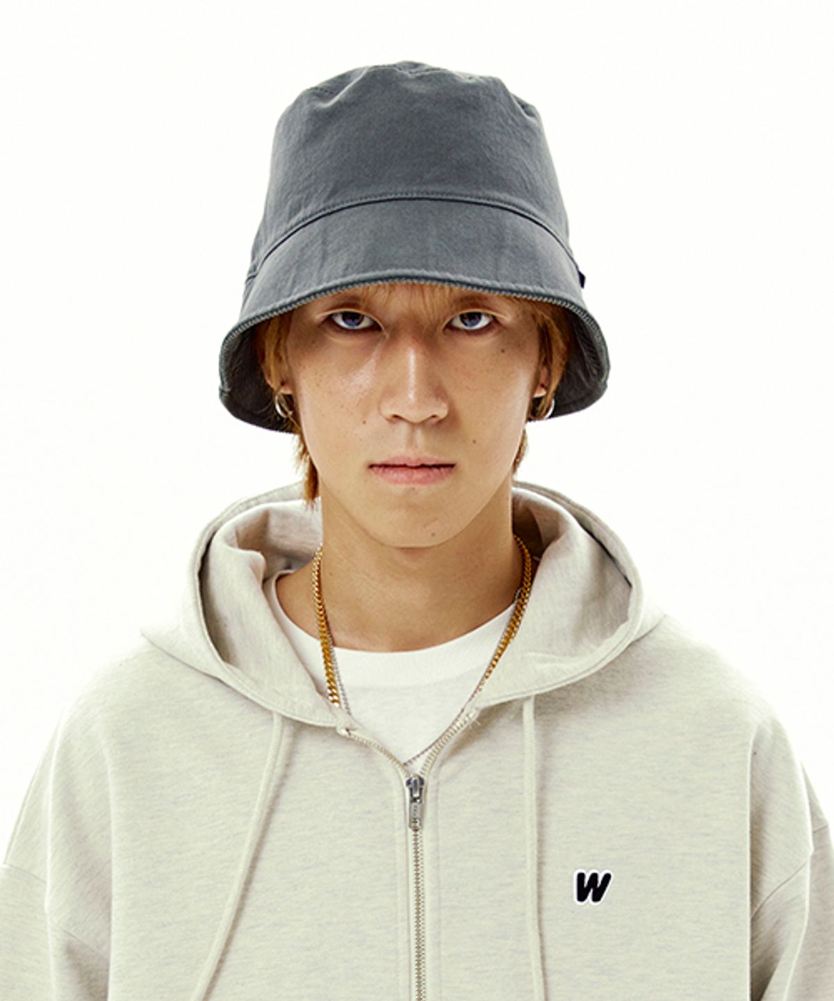 위캔더스(WKNDRS) REVERSIBLE CORDUROY BUCKET HAT (KHAKI)