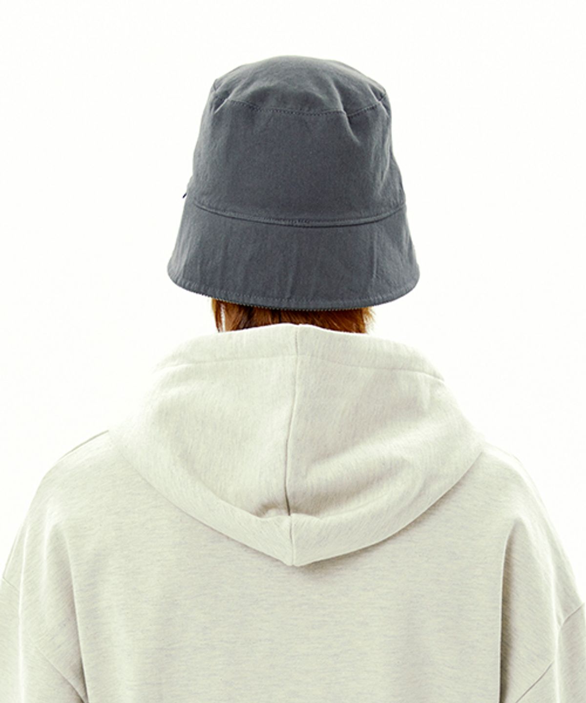 위캔더스(WKNDRS) REVERSIBLE CORDUROY BUCKET HAT (KHAKI)