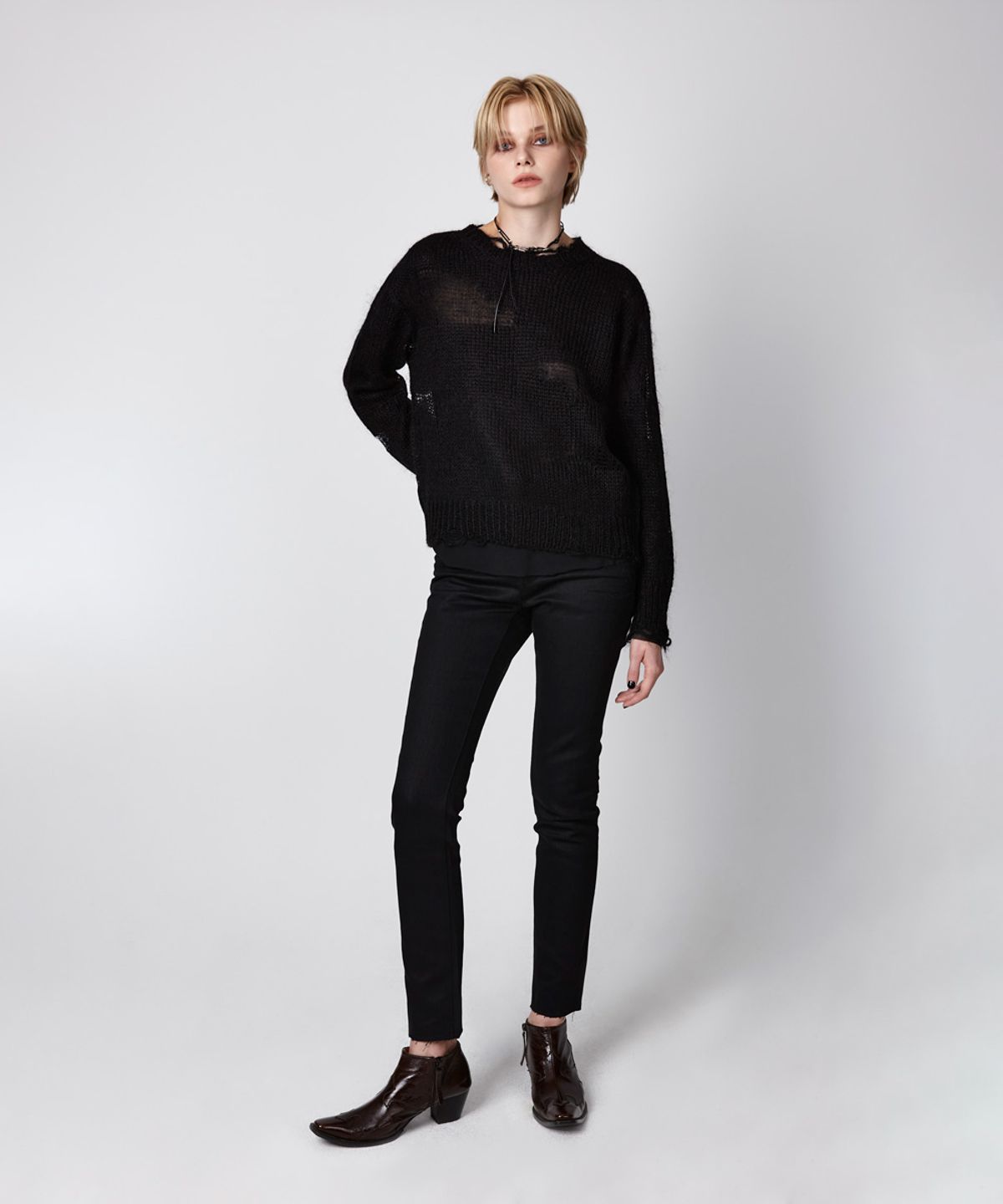 이안조(EAN JO) KIDMOHAIR DISTRESSED KNIT (BLACK)
