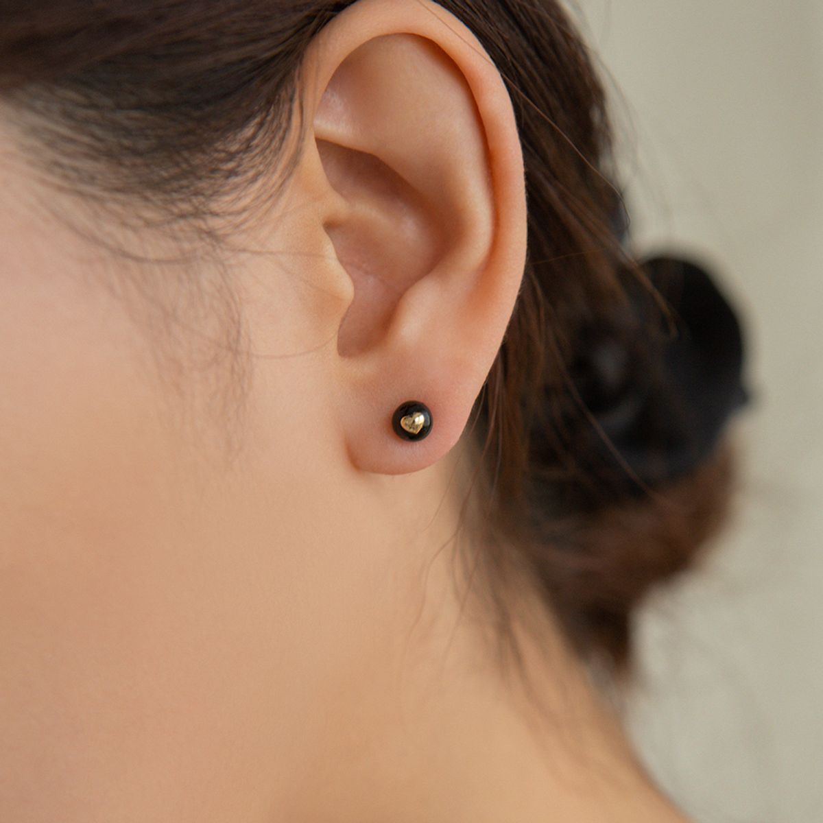 룬느(LUNNE) 14k 블랙 오닉스 하트 귀걸이 (14k골드) C07