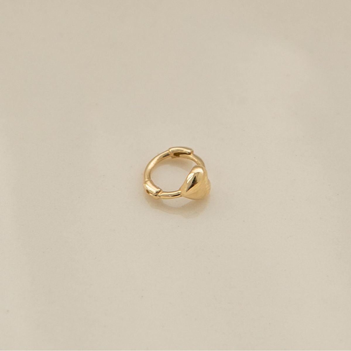 룬느(LUNNE) 14k 미니 하트 6mm 원터치 귀걸이 (14k골드) #ER08