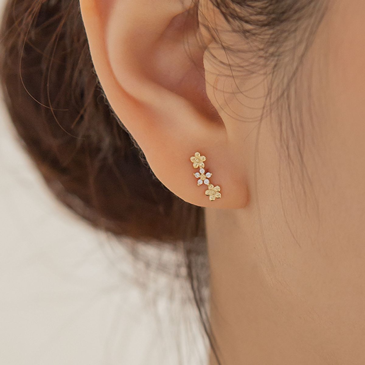 룬느(LUNNE) 14k 언발 큐빅 플라워 귀걸이 (14K골드) #ES27