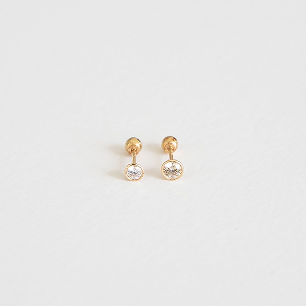 룬느(LUNNE) 14k 우물 큐빅 피어싱 (14k골드) #PI04