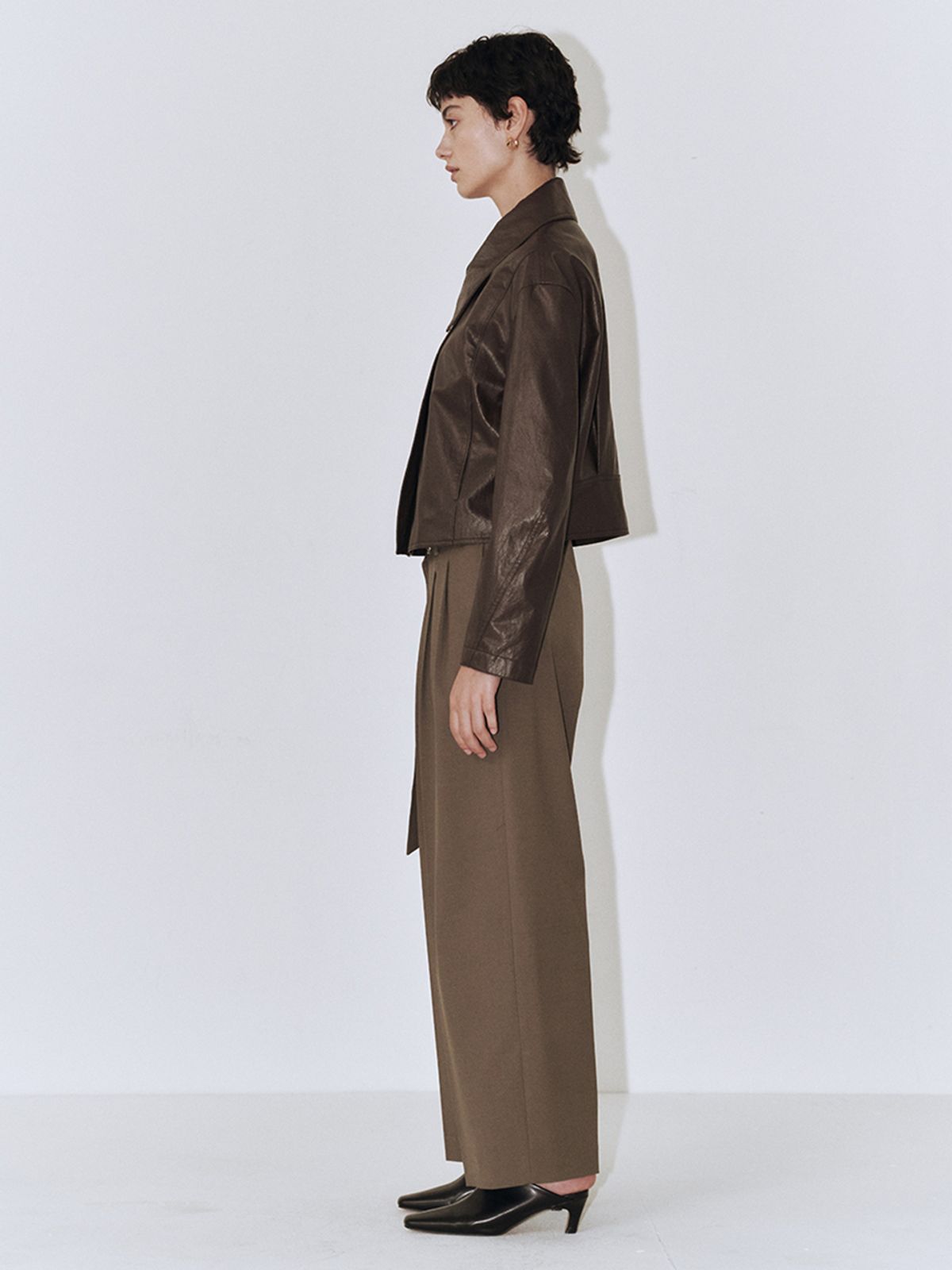 플로우먼(FLOWOMEN) Semi Low-rise Belted Trousers_Olive Brown