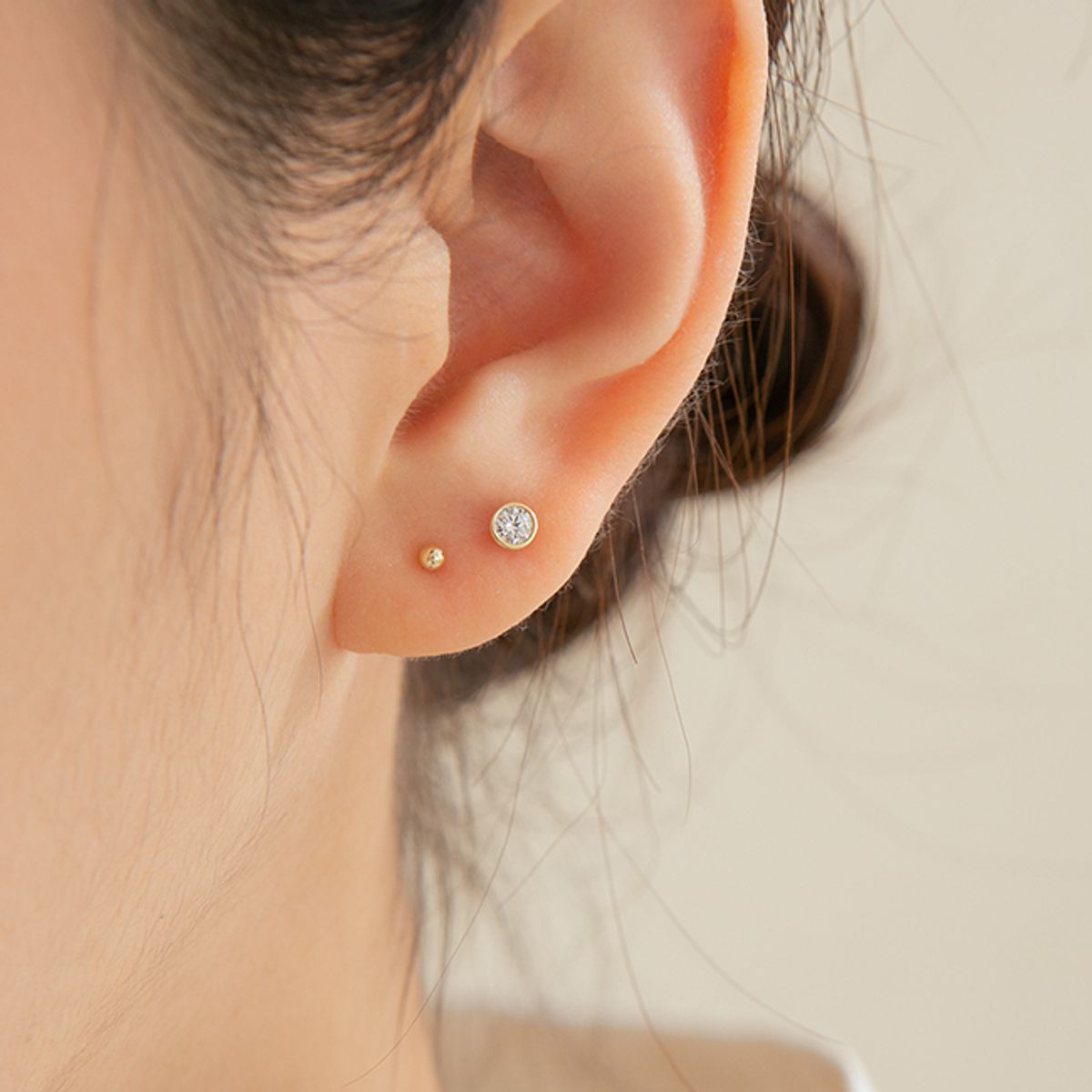 룬느(LUNNE) 14k 라운드 큐 피어싱 (14k골드)(바두께1mm) #PIB11