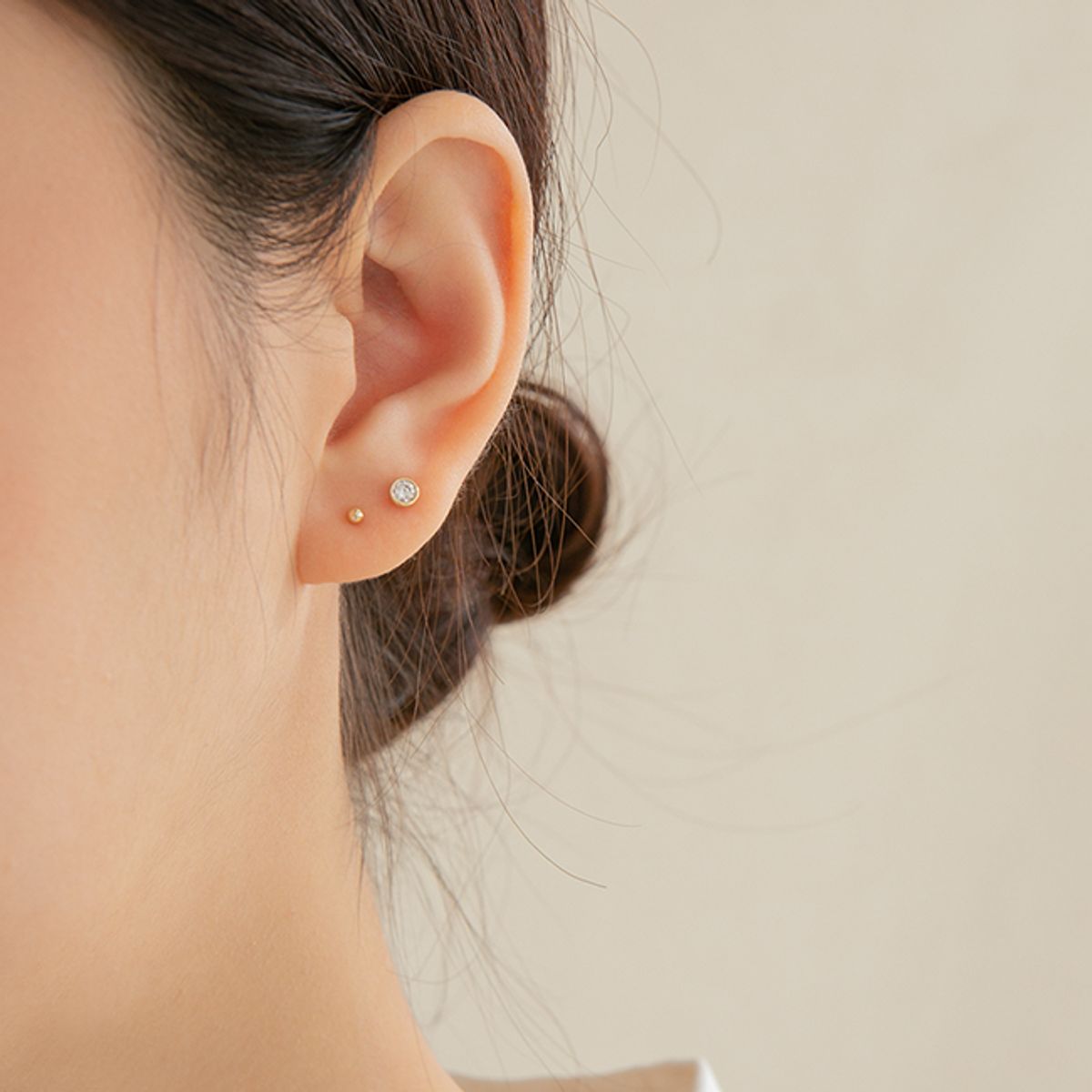 룬느(LUNNE) 14k 라운드 큐 피어싱 (14k골드)(바두께1mm) #PIB11