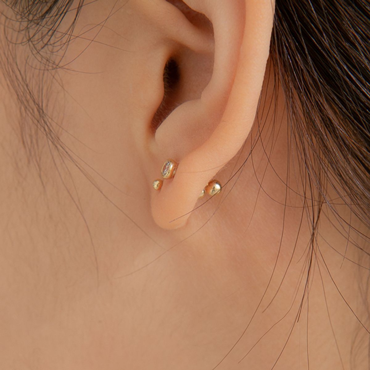 룬느(LUNNE) 14k 라운드 큐 피어싱 (14k골드)(바두께1mm) #PIB11