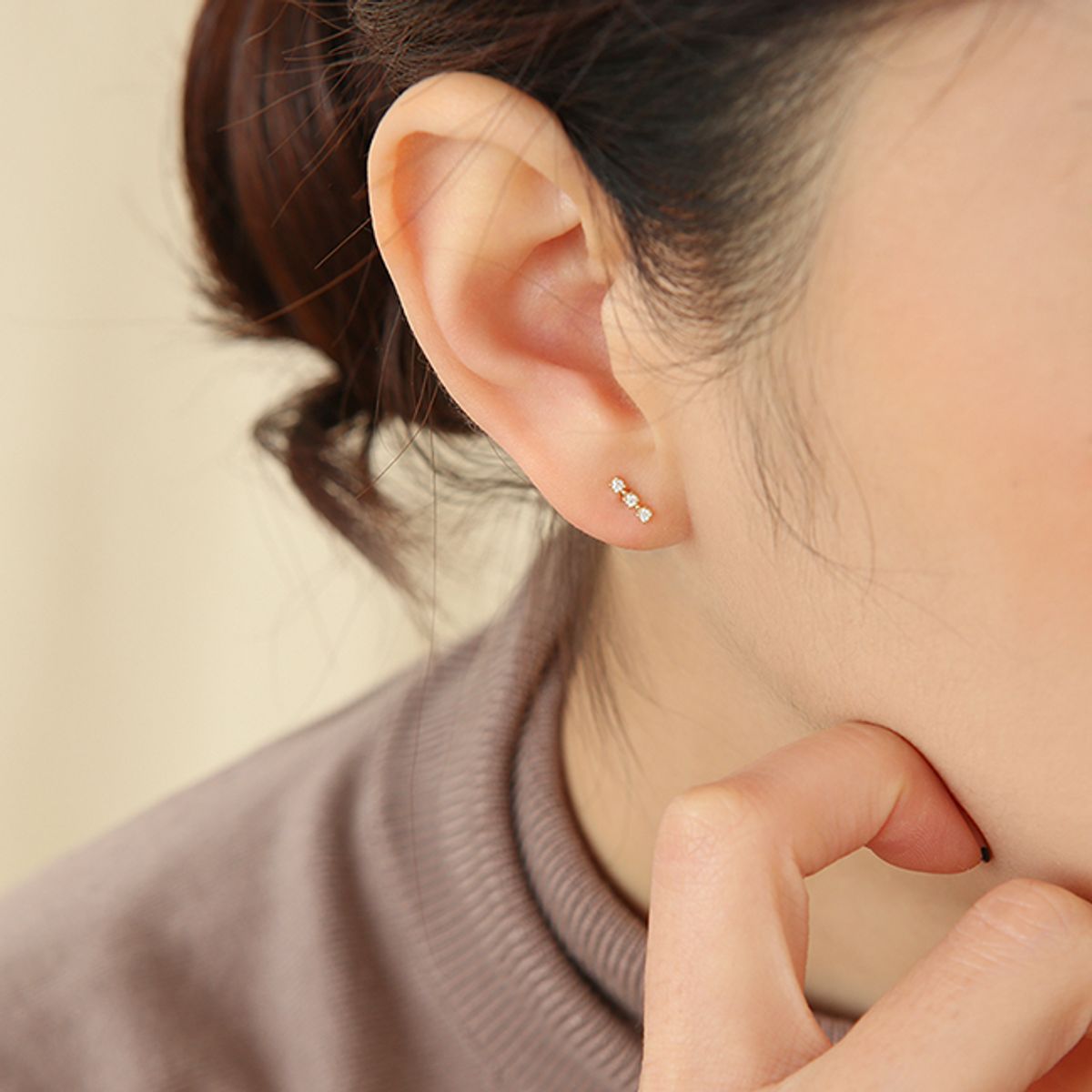 룬느(LUNNE) 14k 트리플 큐 바 피어싱 (14k골드)(바두께1mm) #PIB13