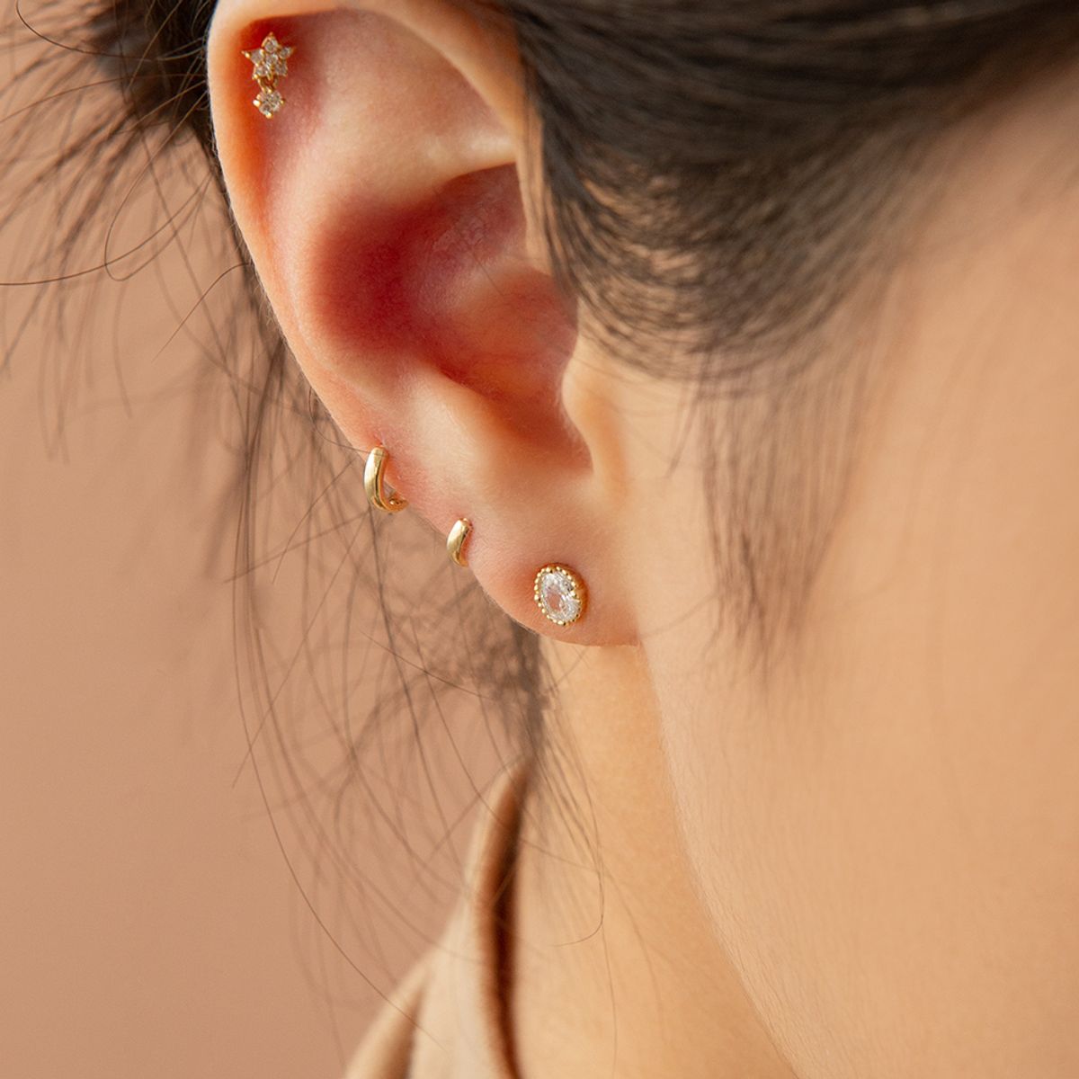 룬느(LUNNE) 14k 도트 라인 오벌 큐빅 귀걸이 (14k골드) #W10