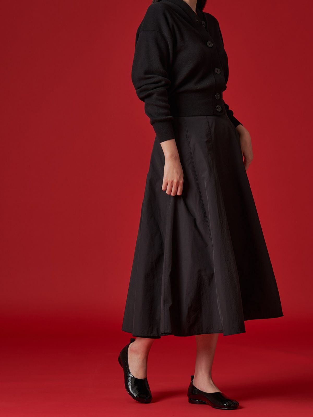 쥬다르(JEU DART) pretty wrikle round flat black