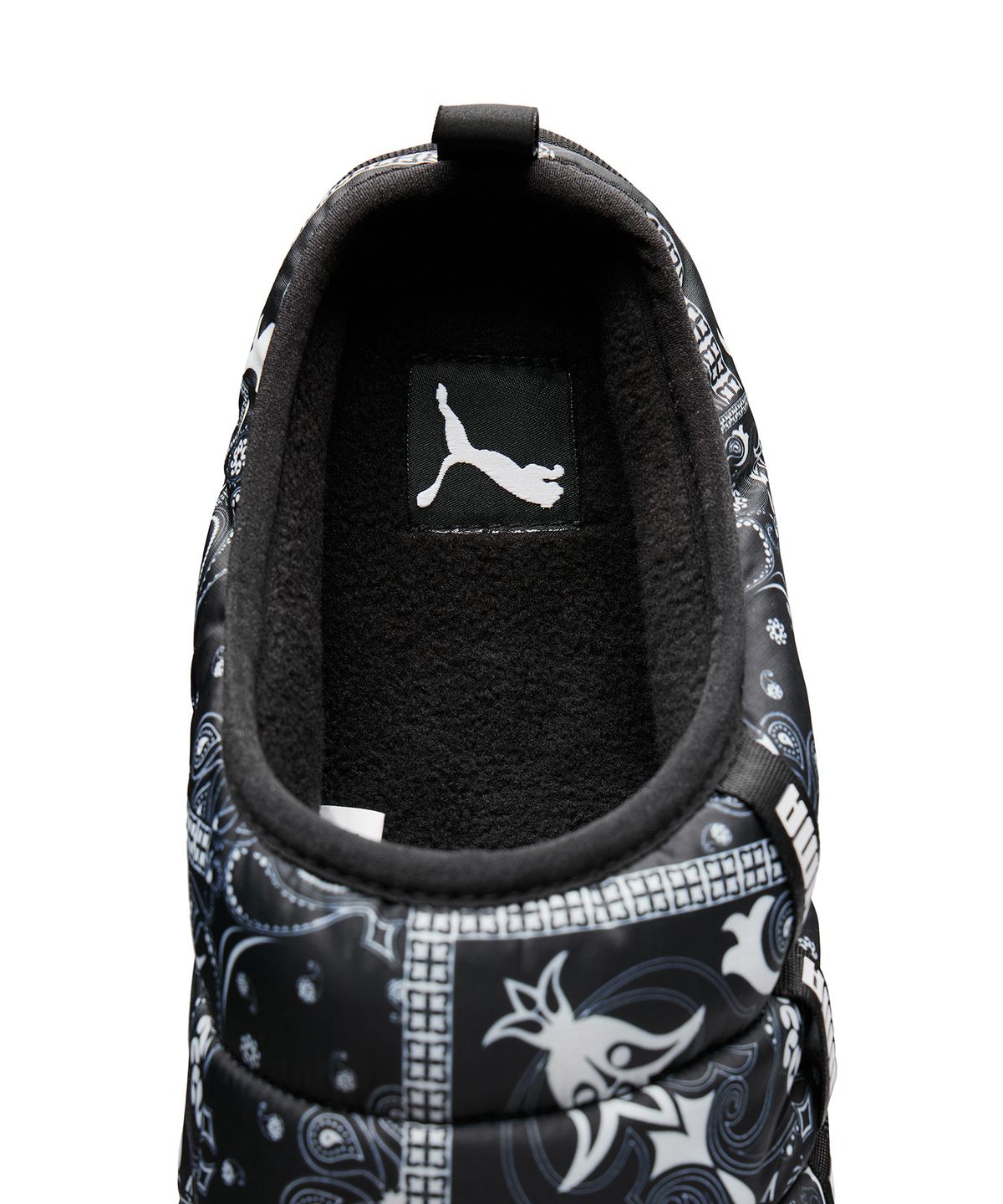 푸마(PUMA) 푸마 스커프 페이즐리 SMU - 블랙:화이트 / 392200-01