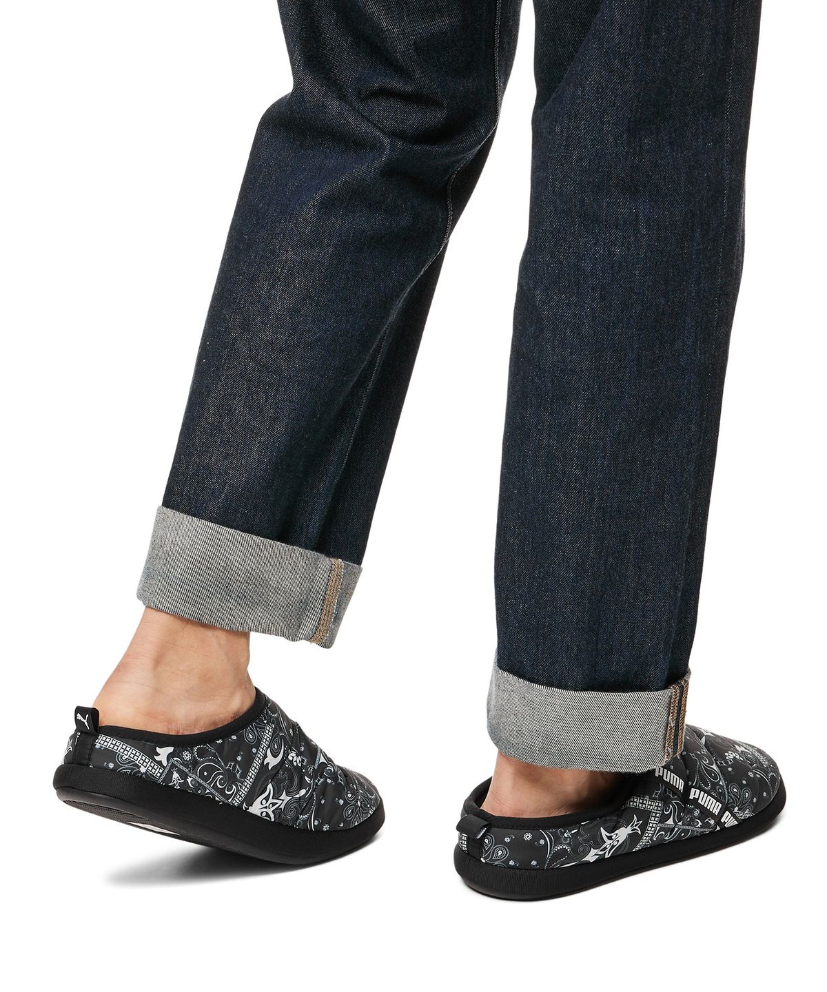 푸마(PUMA) 푸마 스커프 페이즐리 SMU - 블랙:화이트 / 392200-01