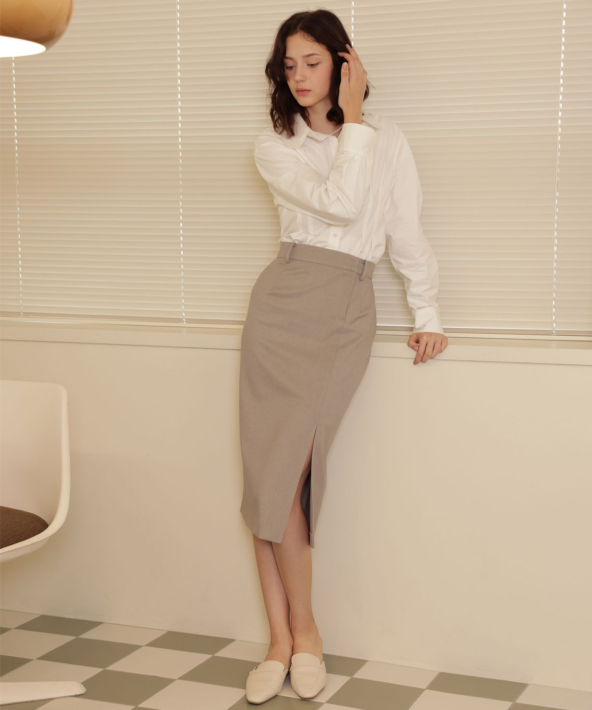 러브참(LOVECHARM) [제넷 펜슬 스커트_그레이 베이지]Jennet Pencil Skirt_Grey Beige