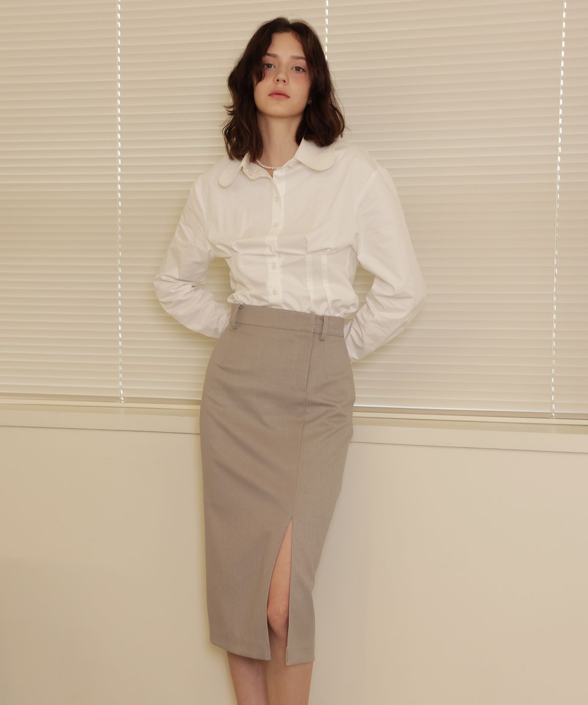 러브참(LOVECHARM) [제넷 펜슬 스커트_그레이 베이지]Jennet Pencil Skirt_Grey Beige