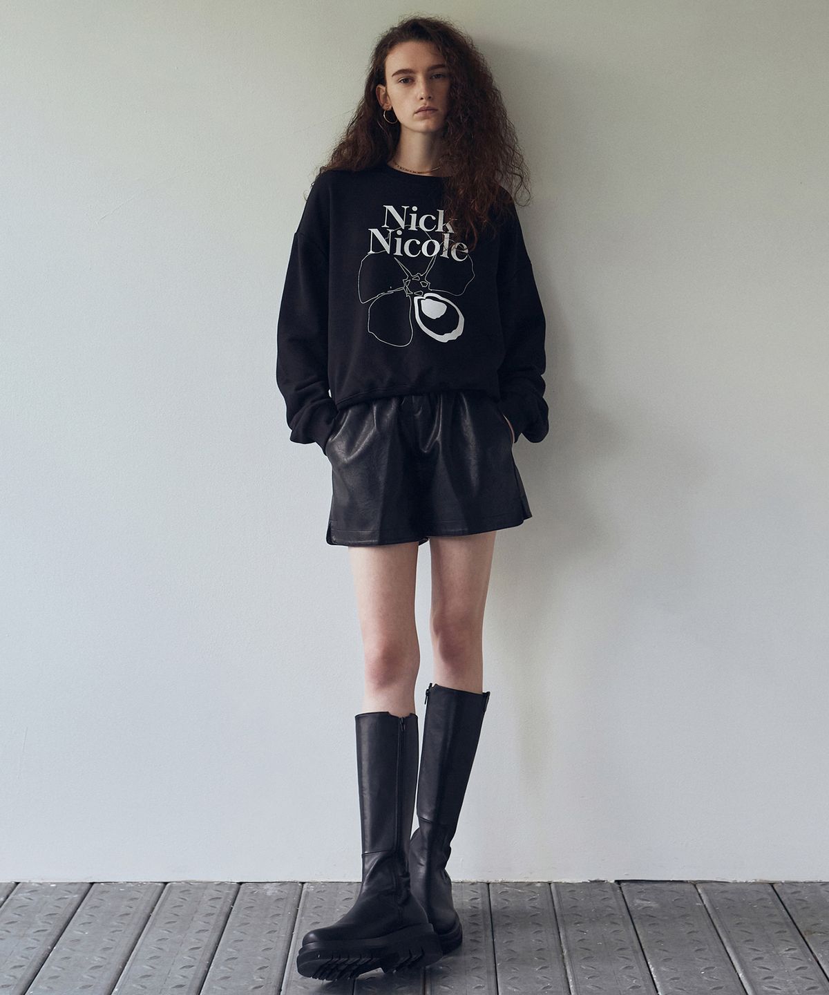 닉앤니콜(NICK&NICOLE) BANDING LEATHER HALF PANTS_BLACK
