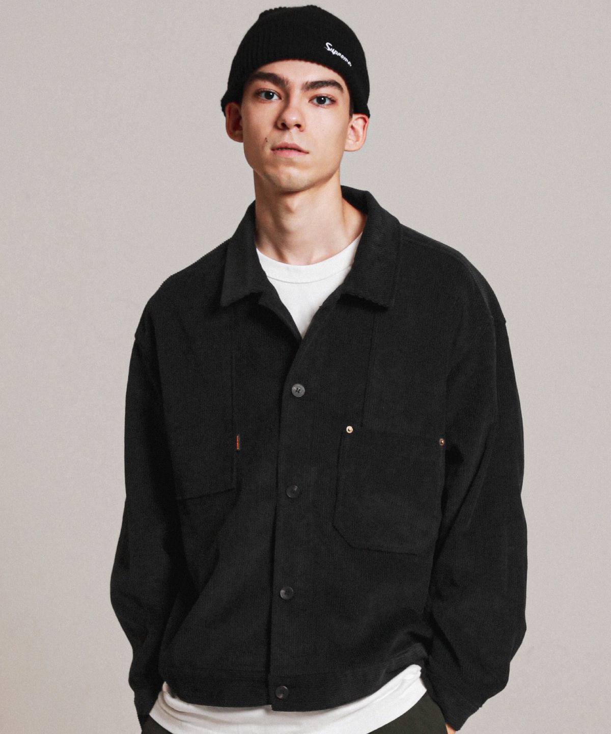 스테이지 네임(STAGE NAME) 스퀘어 코듀로이 오버핏 트러커 자켓_블랙