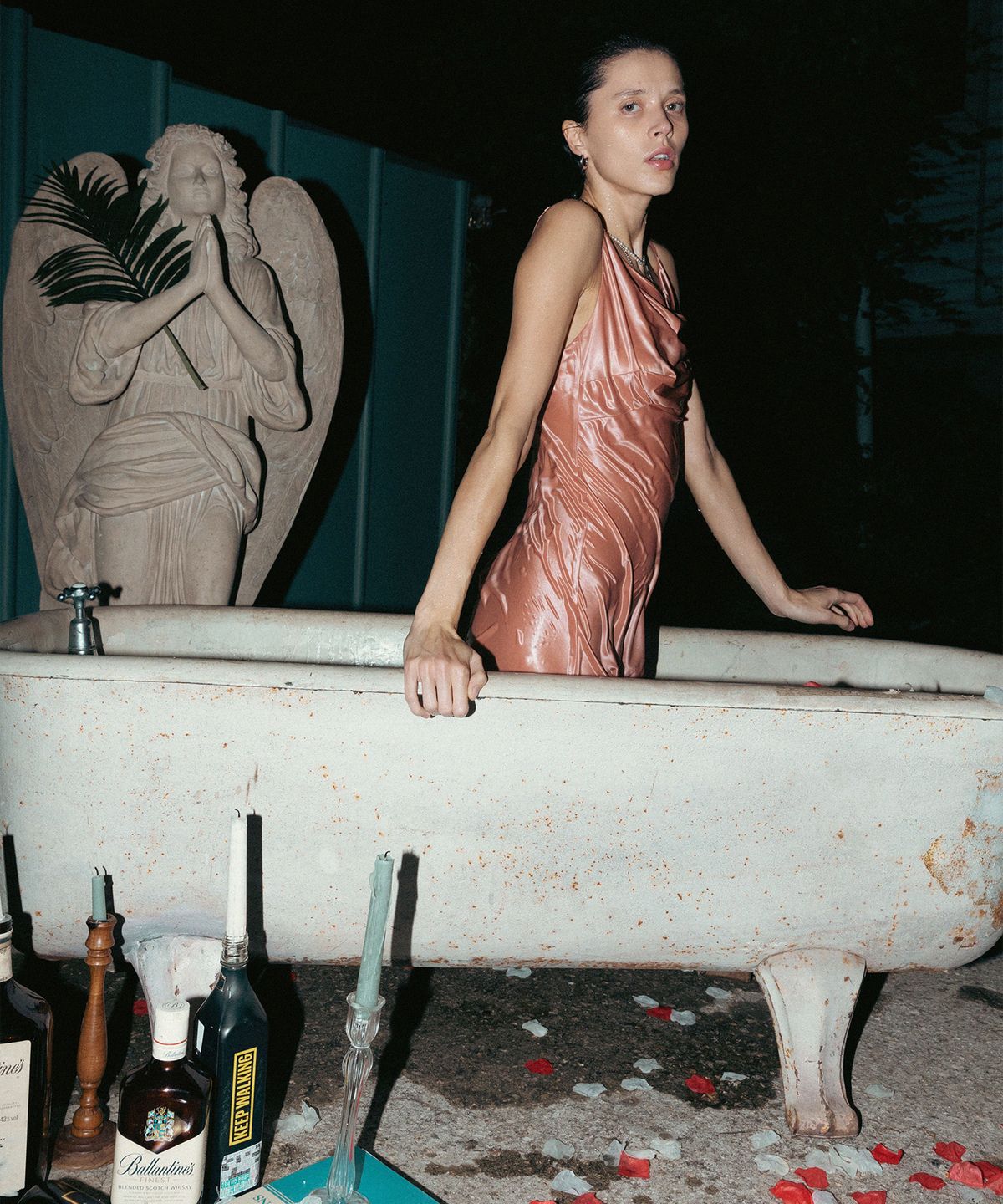 스컬프터(SCULPTOR) Unbalance Cowl Satin Dress Coral