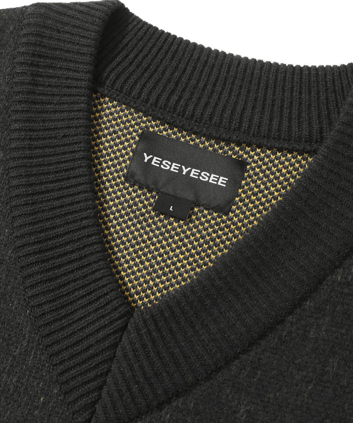 예스아이씨(YESEYESEE) Rainbow Knit Vest Navy