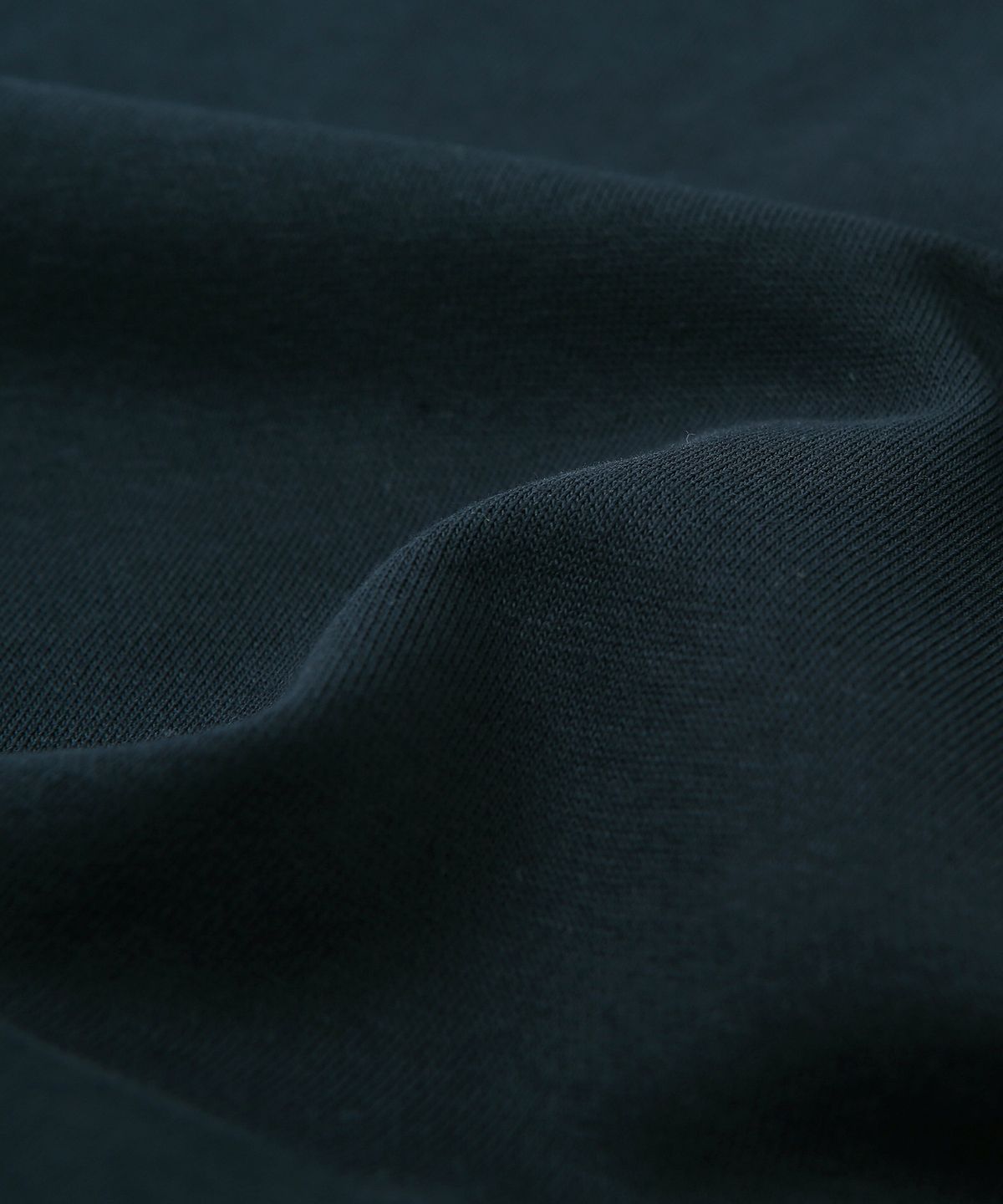 돌핀웨이브어패럴(DOLPHIN WAVE APPAREL) 돌핀 어센틱 로고 맨투맨 네이비