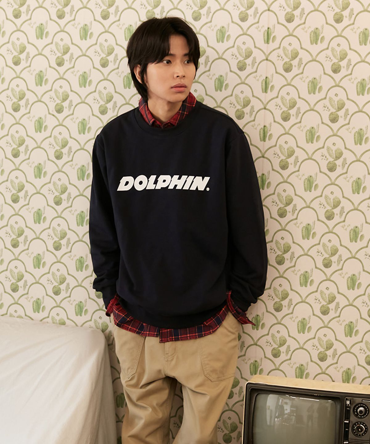 돌핀웨이브어패럴(DOLPHIN WAVE APPAREL) 돌핀 어센틱 로고 맨투맨 네이비