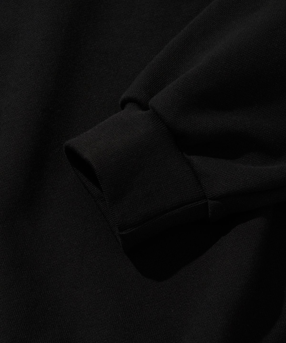 리베레(LIBERE) LOGO SWEATSHIRT / BLACK