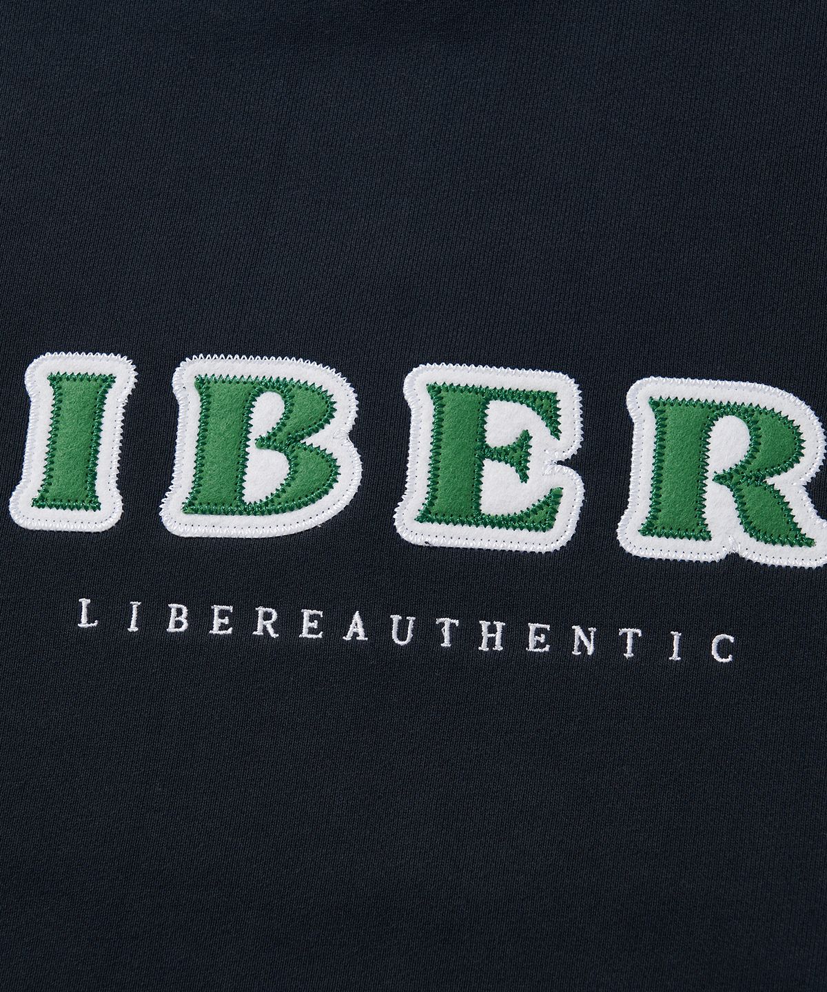 리베레(LIBERE) LOGO SWEATSHIRT / NAVY