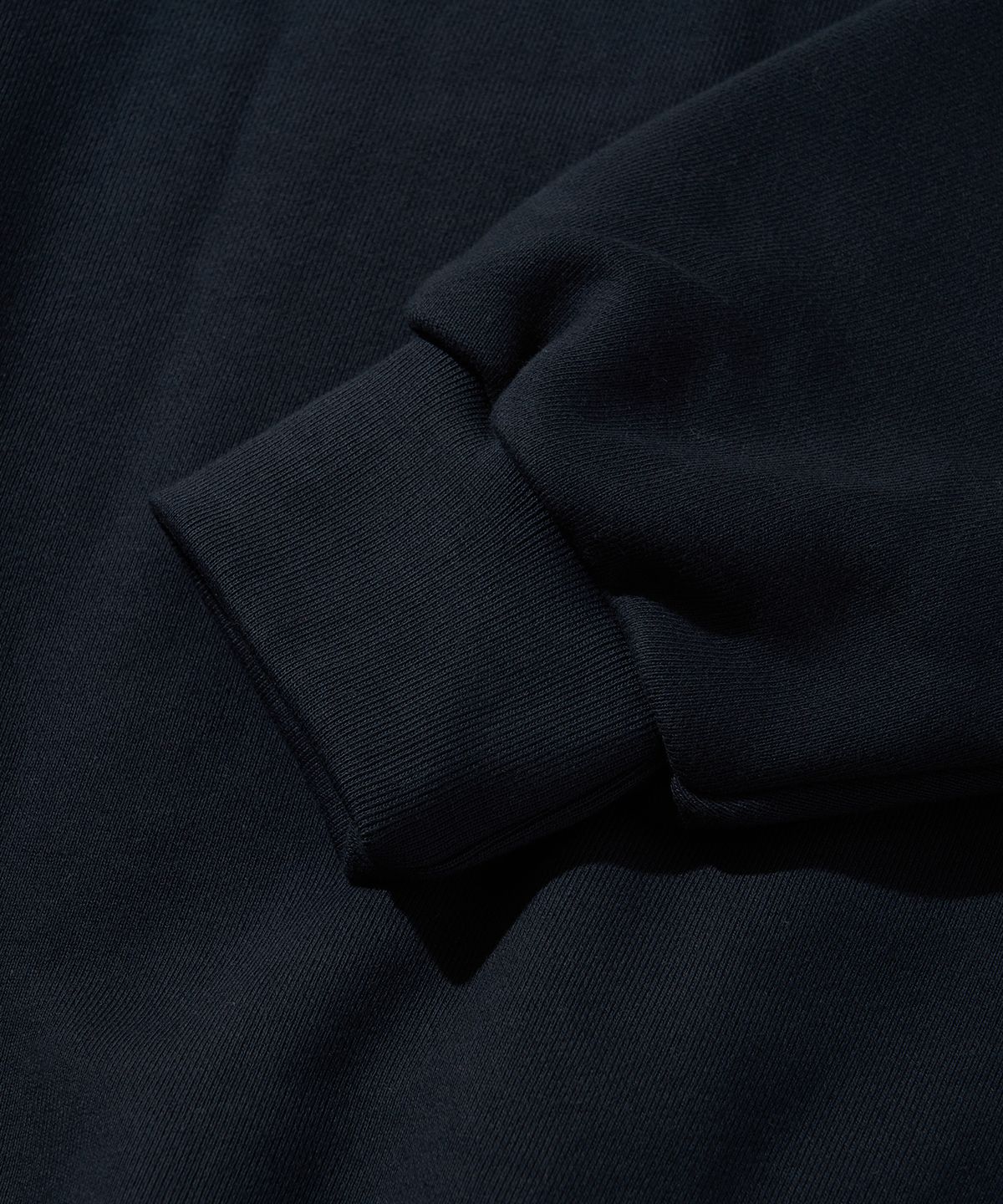 리베레(LIBERE) LOGO SWEATSHIRT / NAVY