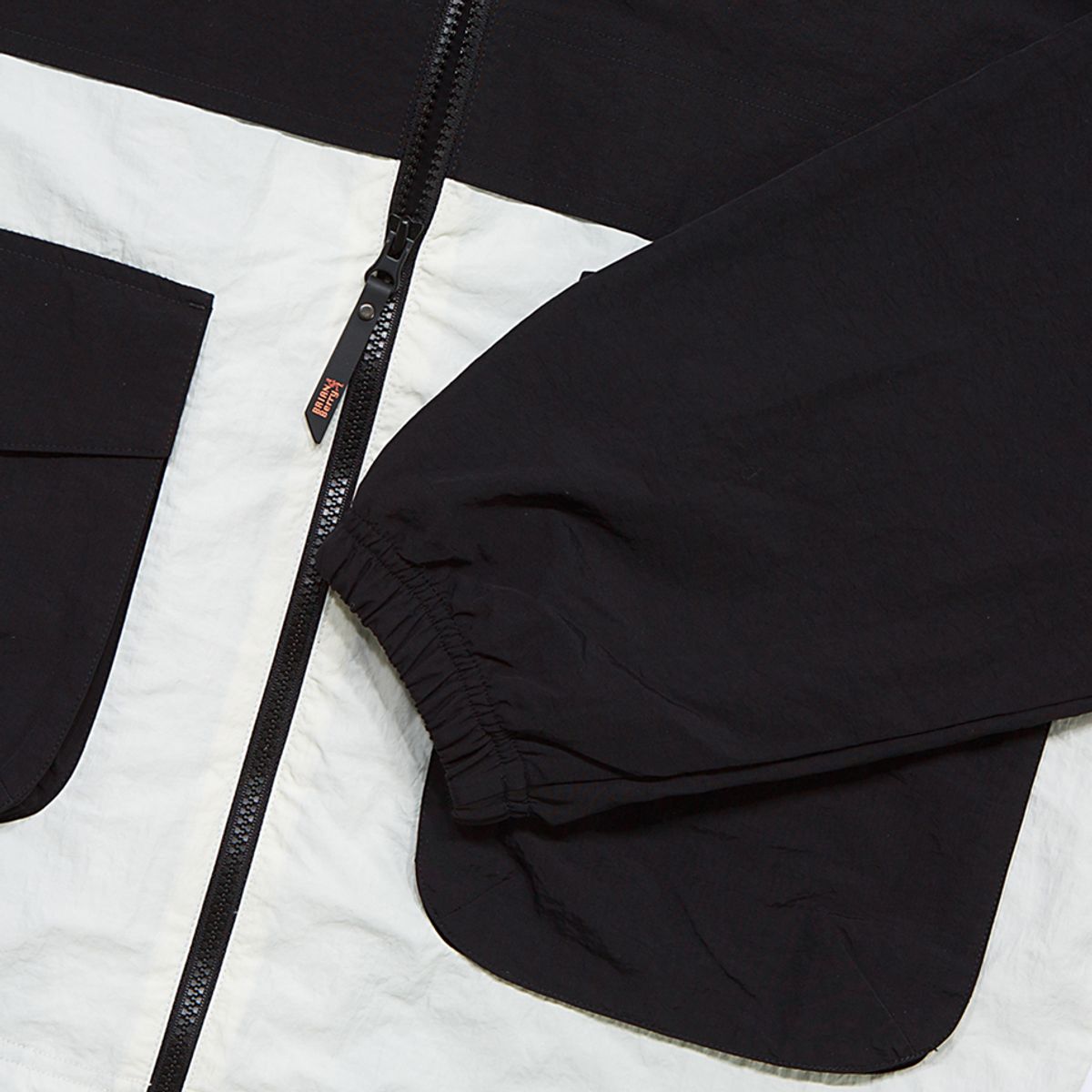 브라이언베리(BRIAN BERRY) LEVI JACKET_BLACK