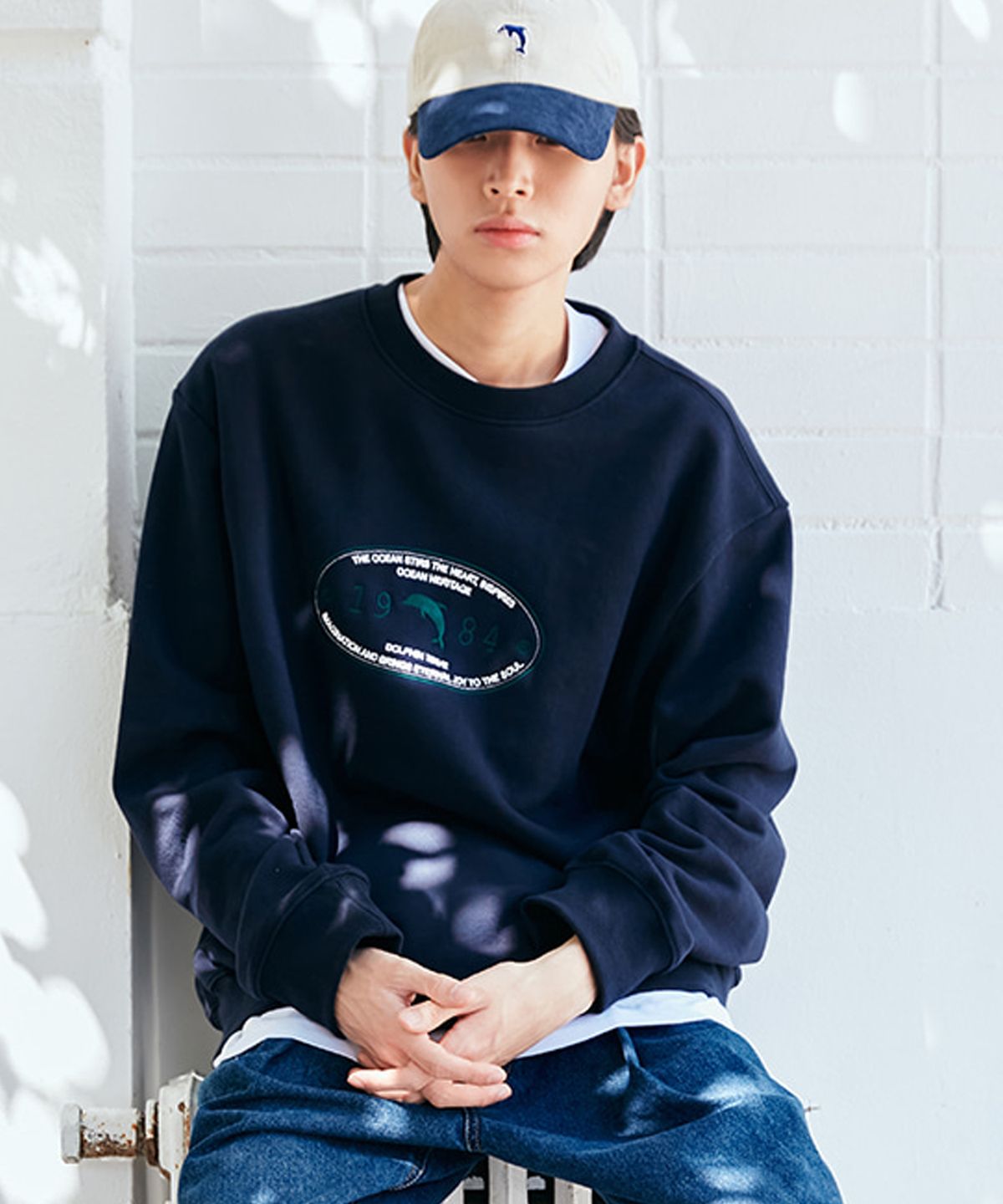 돌핀웨이브어패럴(DOLPHIN WAVE APPAREL) 오벌 돌고래 맨투맨 네이비