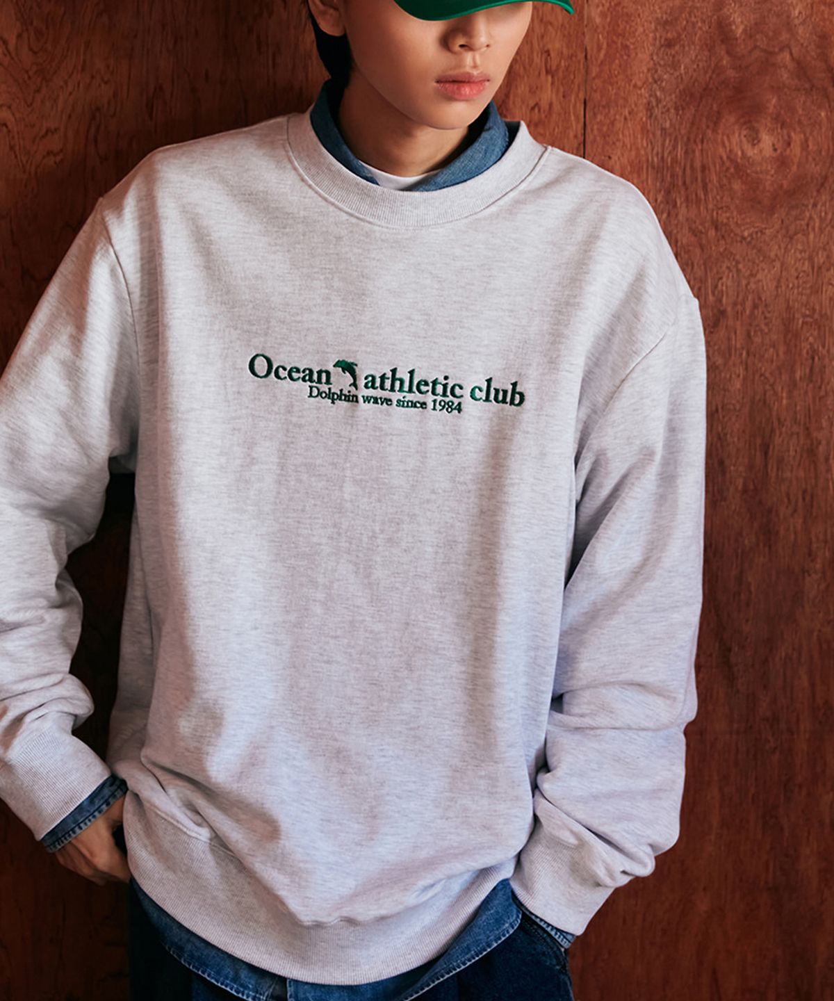 돌핀웨이브어패럴(DOLPHIN WAVE APPAREL) 돌핀 애슬레틱 클럽 맨투맨 쿨그레이