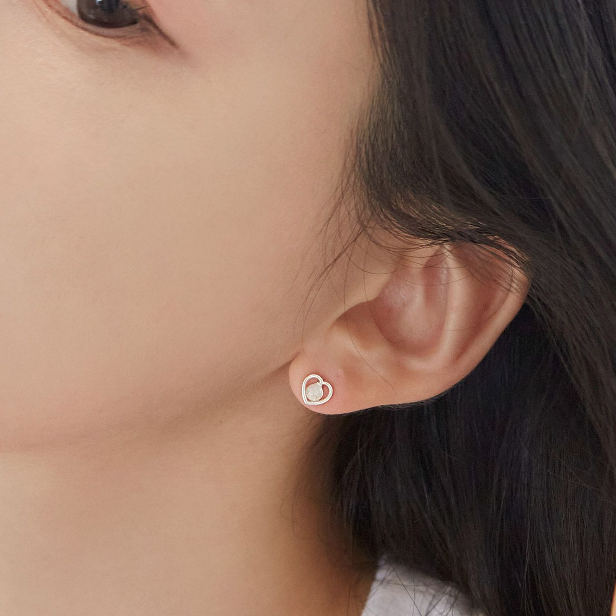 47베이지(47BAG) 925 Silver Erica Heart Earrings/ 에리카