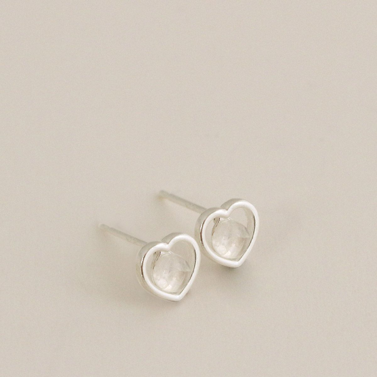 47베이지(47BAG) 925 Silver Erica Heart Earrings/ 에리카