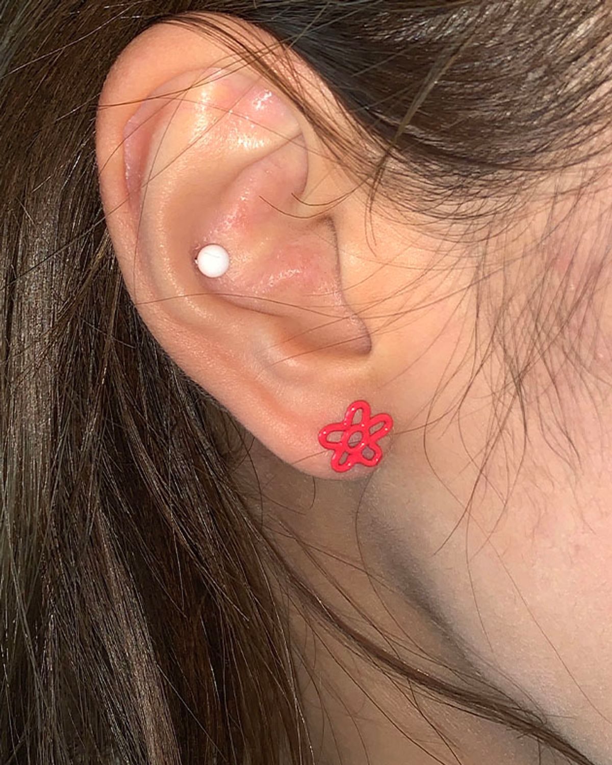 잇더즌매터(IT DOESNT MATTER) Rainbow doodle piercing (Red)... 잇더즌매터(IT DOESNT MATTER)  Rainbow doodle piercing (Red) - 후기... 