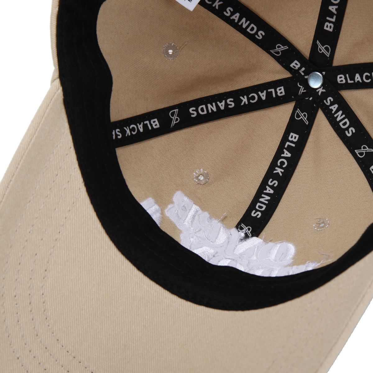 블랙샌즈(BLACK SANDS) 원스업 타임 자수 볼캡_베이지