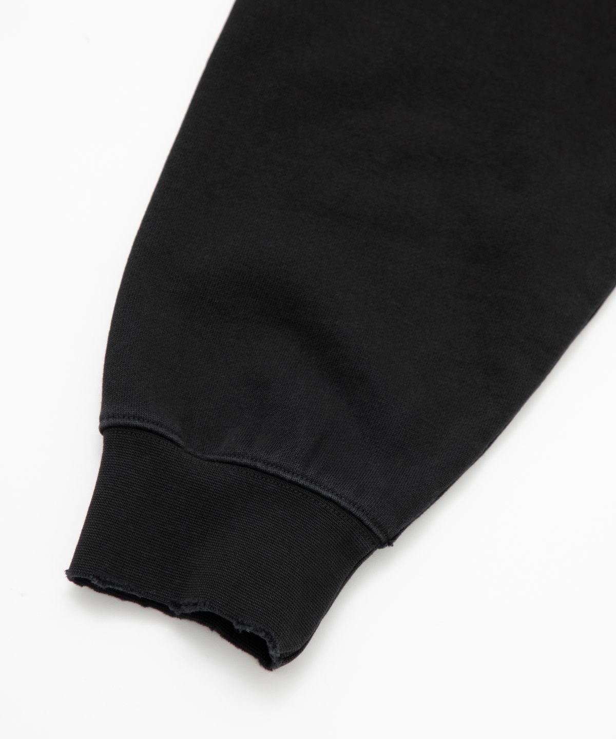엘엠씨(LMC) LMC DISTRESSED EDGE F ALL SWEATSHIRT black