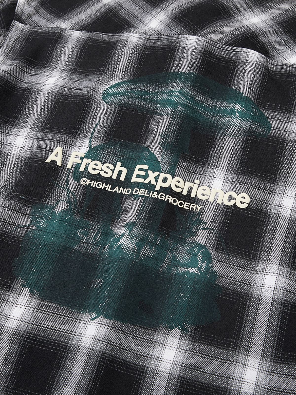 하이랜드 델리 앤 그로서리(HIGHLAND DELI AND GROCERY) Graphic Checkered Shirt Black