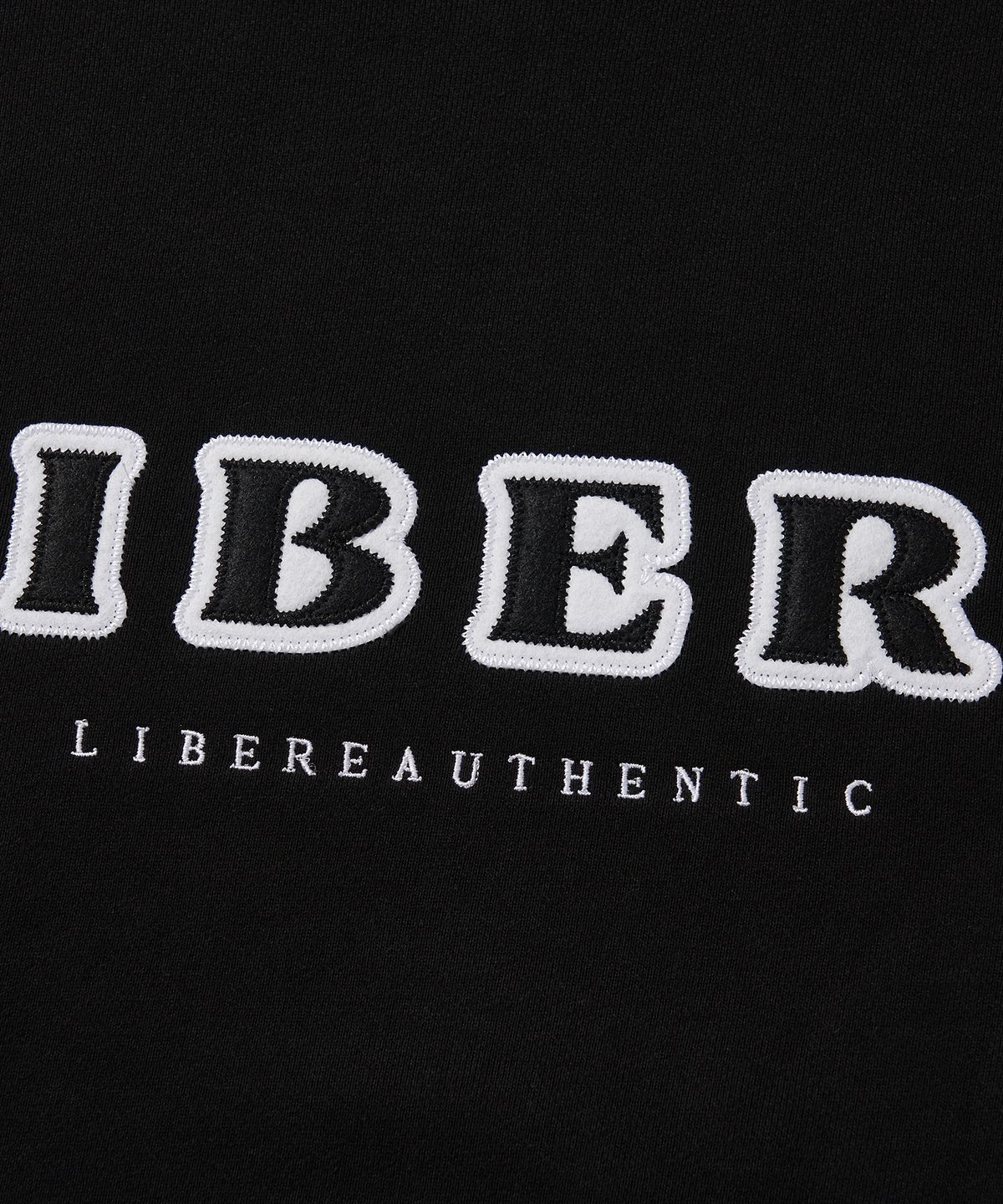 리베레(LIBERE) LOGO HOODIE / BLACK