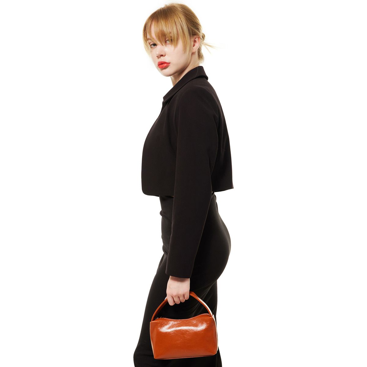 투오(TUO) PUDDING BAG_GLOSSY CINNAMON