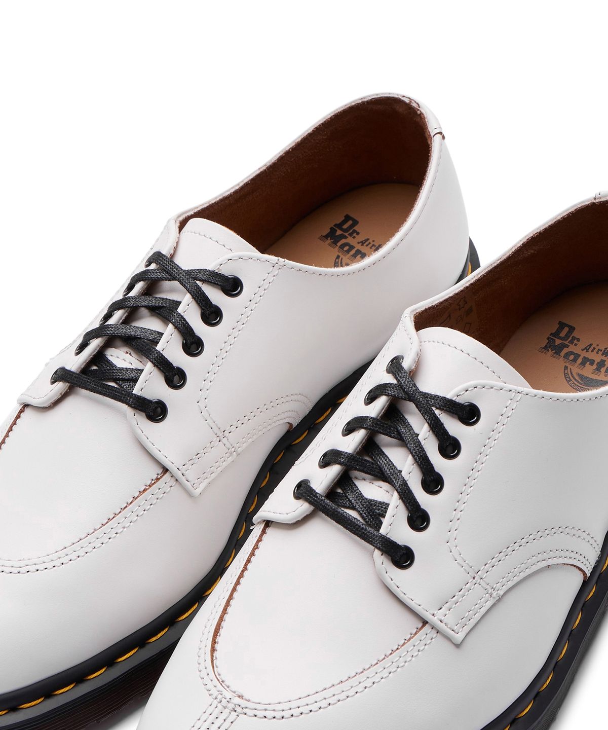 닥터마틴(DR.MARTENS) 2046 빈티지 스무스 화이트 / 27718100