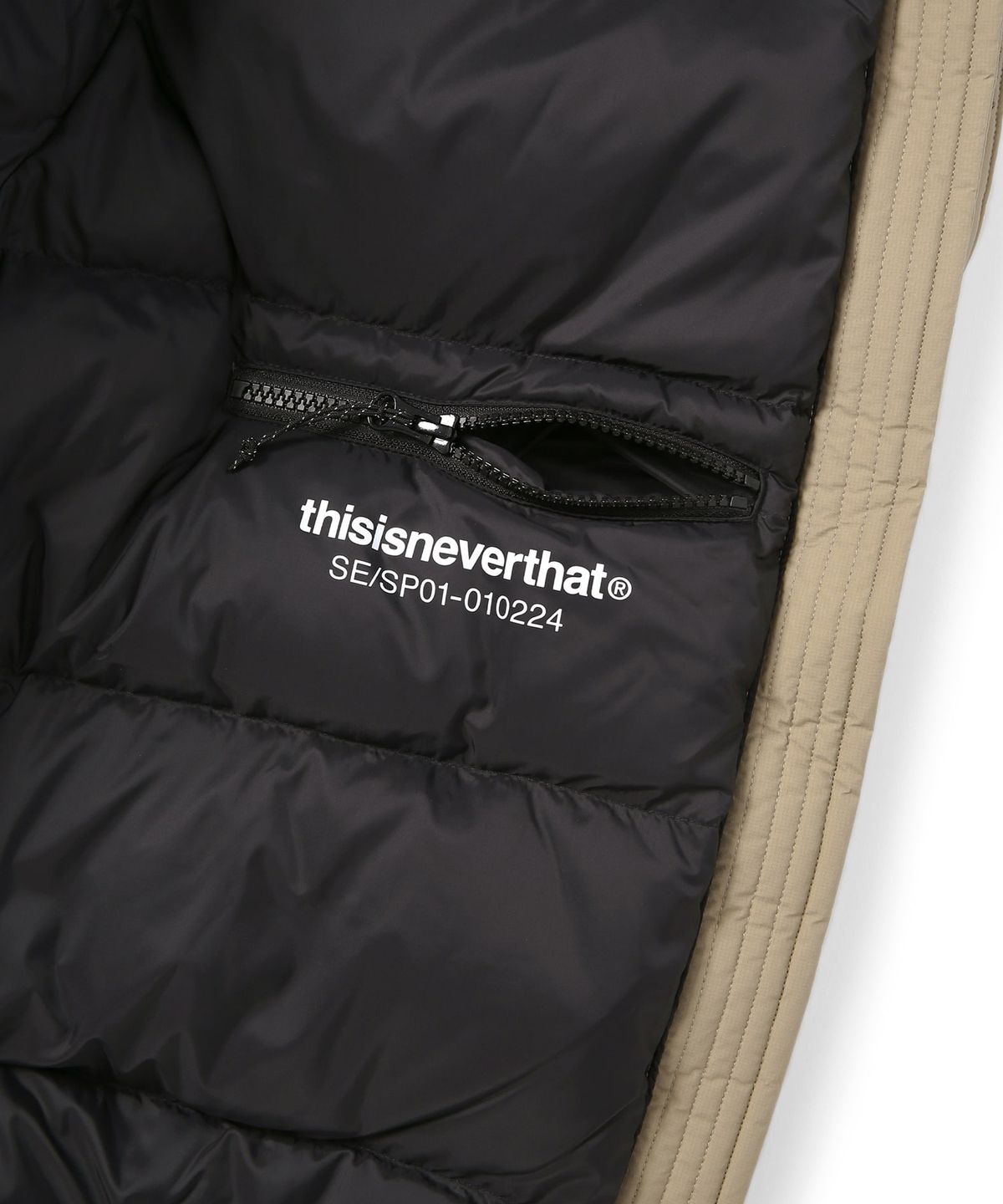 디스이즈네버댓(THISISNEVERTHAT) Down Blouson Beige