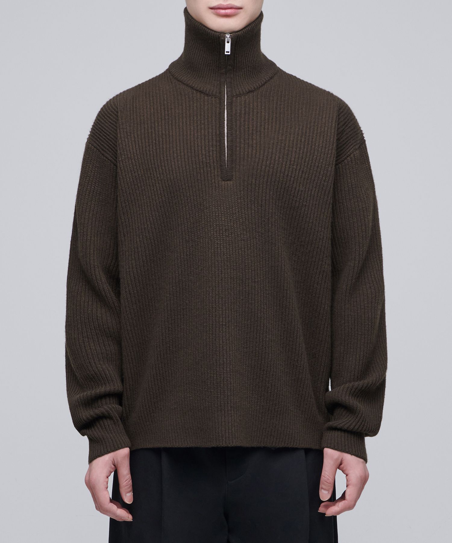 MUSINSA | MUSINSA STANDARD Relaxed Ribbed Half Zip-Up Knit