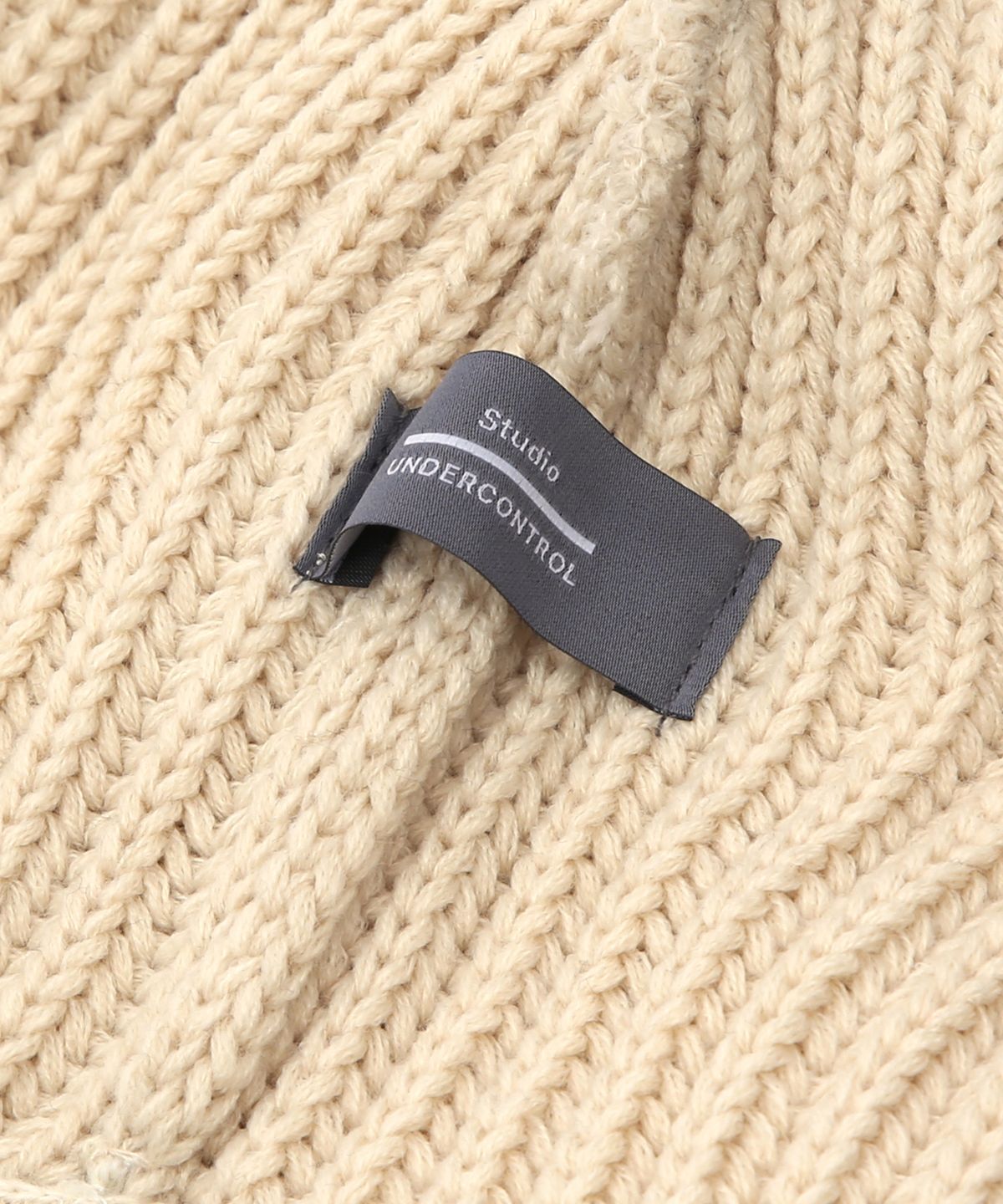 언더컨트롤 스튜디오(UNDERCONTROL STUDIO) 바라클라바 겨울 비니 EAR FLAP BEANIE / SOLID A / CREAM